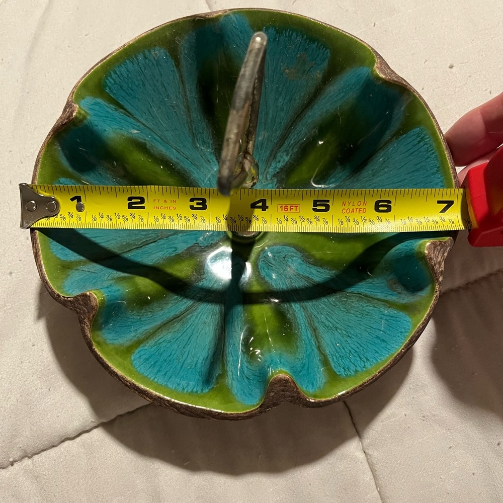 💚💚VTG California Pottery Sequoia Ware Candy Nut Dish with Handle 610 USA Made - Picture 3 of 4